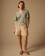 Camisa Bordada con Detalles Artesanales - Verde