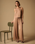 Camisa Sin Mangas con Detalle Posterior - Café