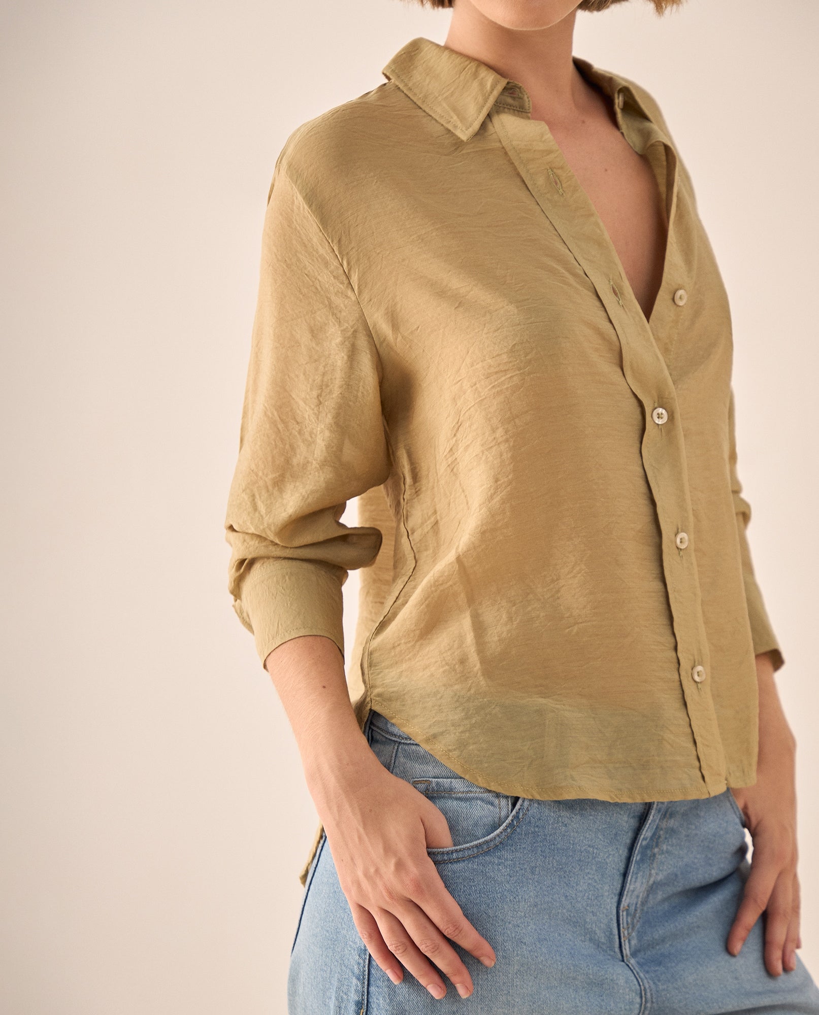 Camisa Beige Oversized con Cuello Camisero - Beige 34_619G048_BEI161110_4