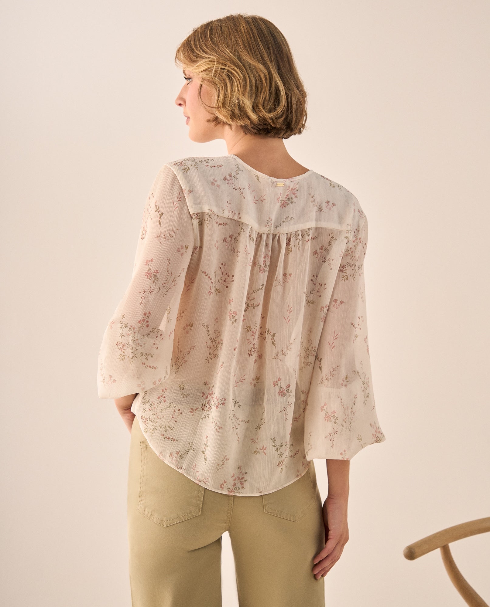 Blusa Floral con Volantes y Cordones - Rosa 34_619G072_ROS131408_5