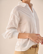 Camisa Blanca con Bordados Florales Artesanales - Crudo