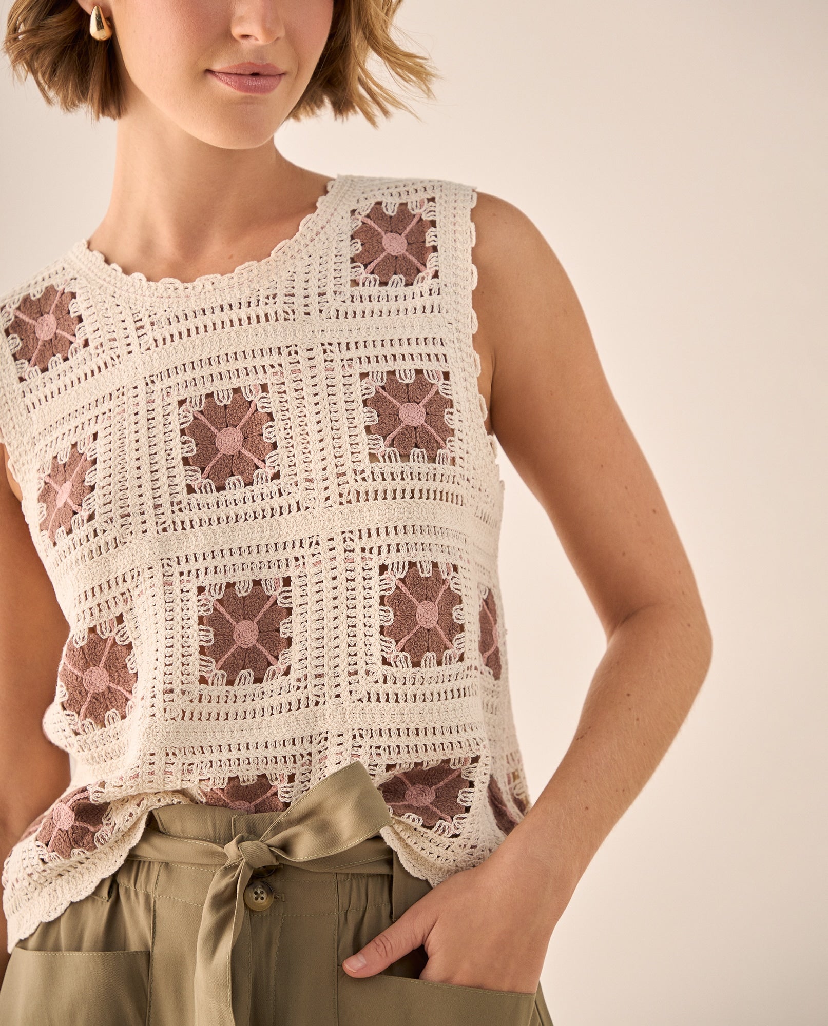 Camisa Crochet Artesanal con Cuadros Florales - Crudo 34_619G211_CRU134403_0