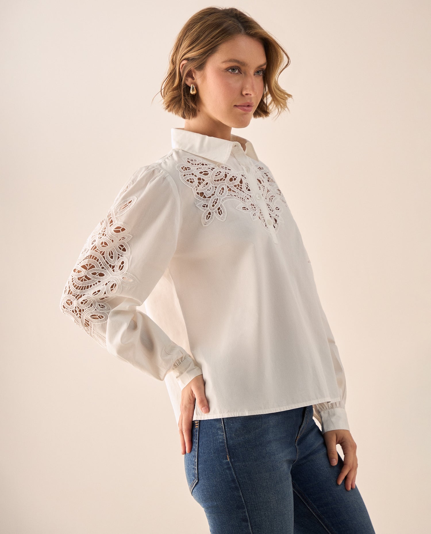 Camisa Blanca con Bordados Calados Artesanales - Crudo