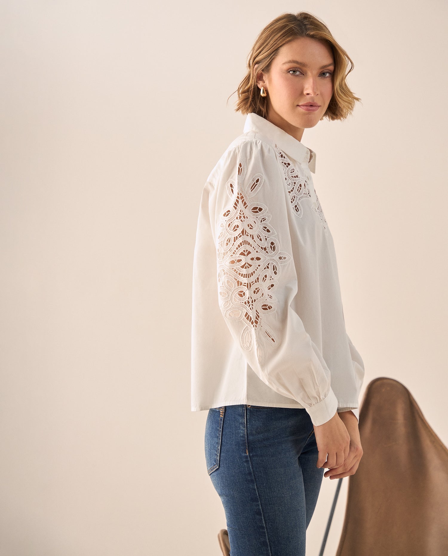 Camisa Blanca con Bordados Calados Artesanales - Crudo