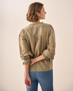 Camisa Verde con Bordados Florales - Verde