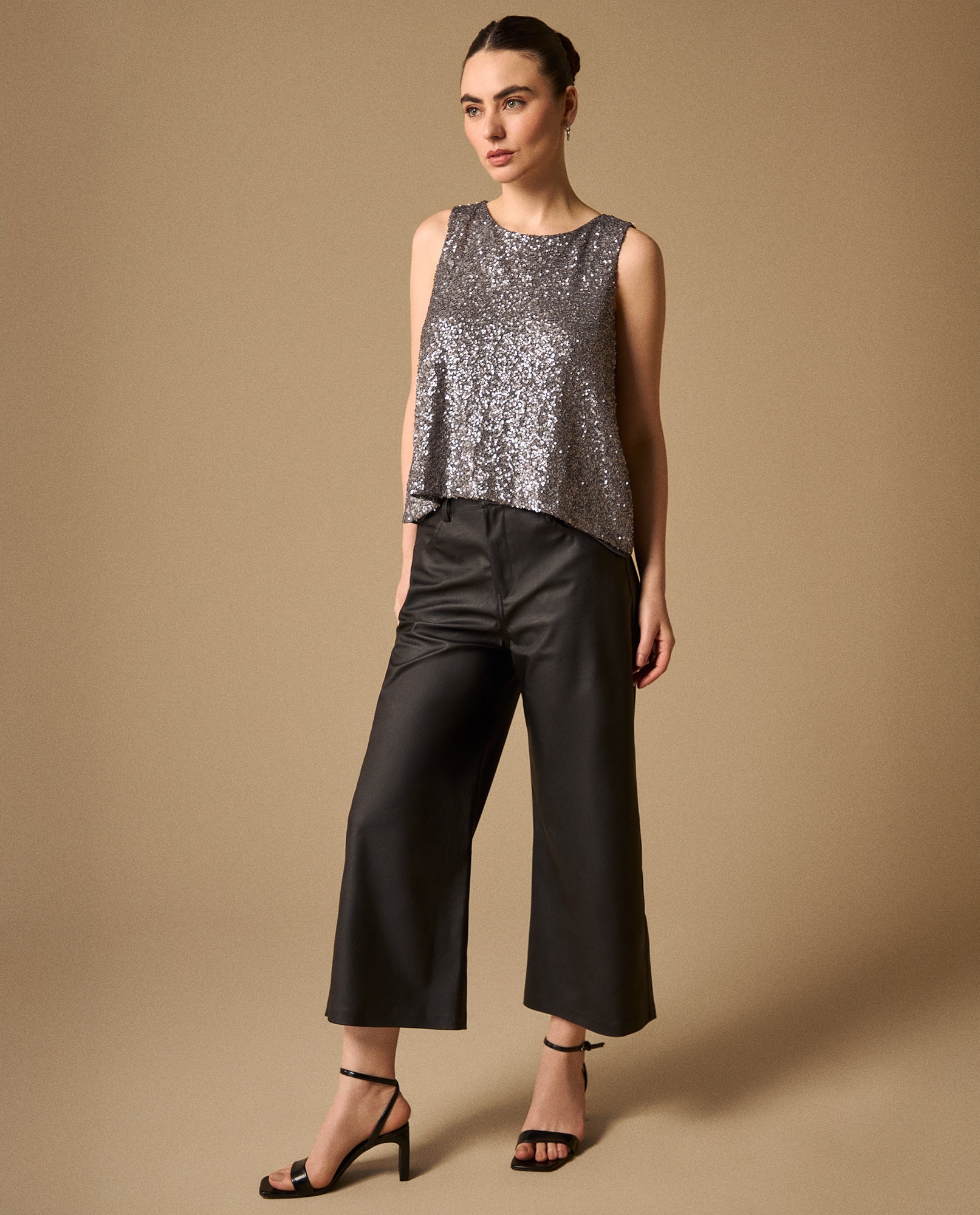 Blusa Lentejuelas Gris Plateado Sin Mangas - Gris 34_619G221_GRI134303_5