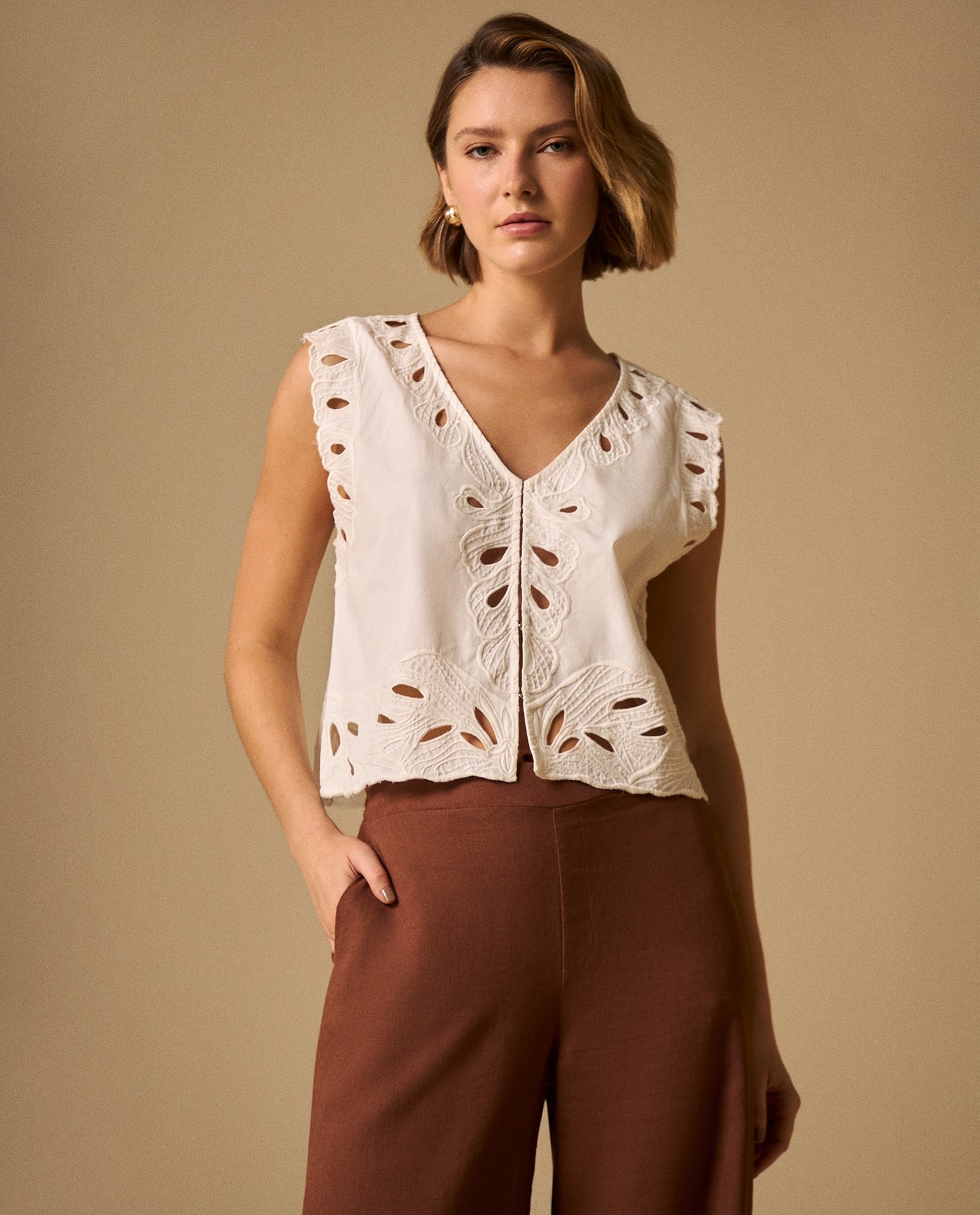 Camisa Blanca con Bordados Calados Artesanales - Crudo