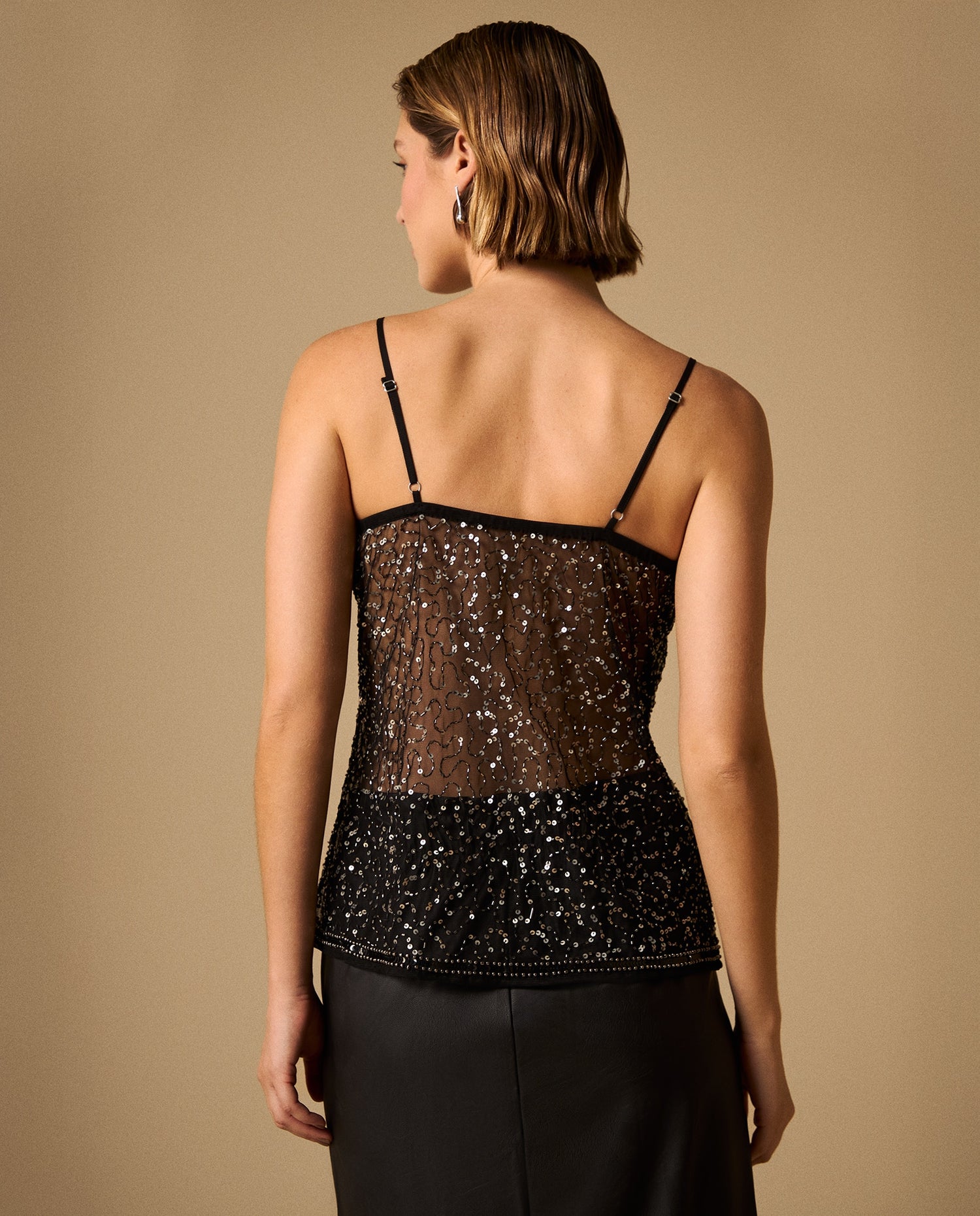 Camisa Negra con Lentejuelas y Transparencias - Negro