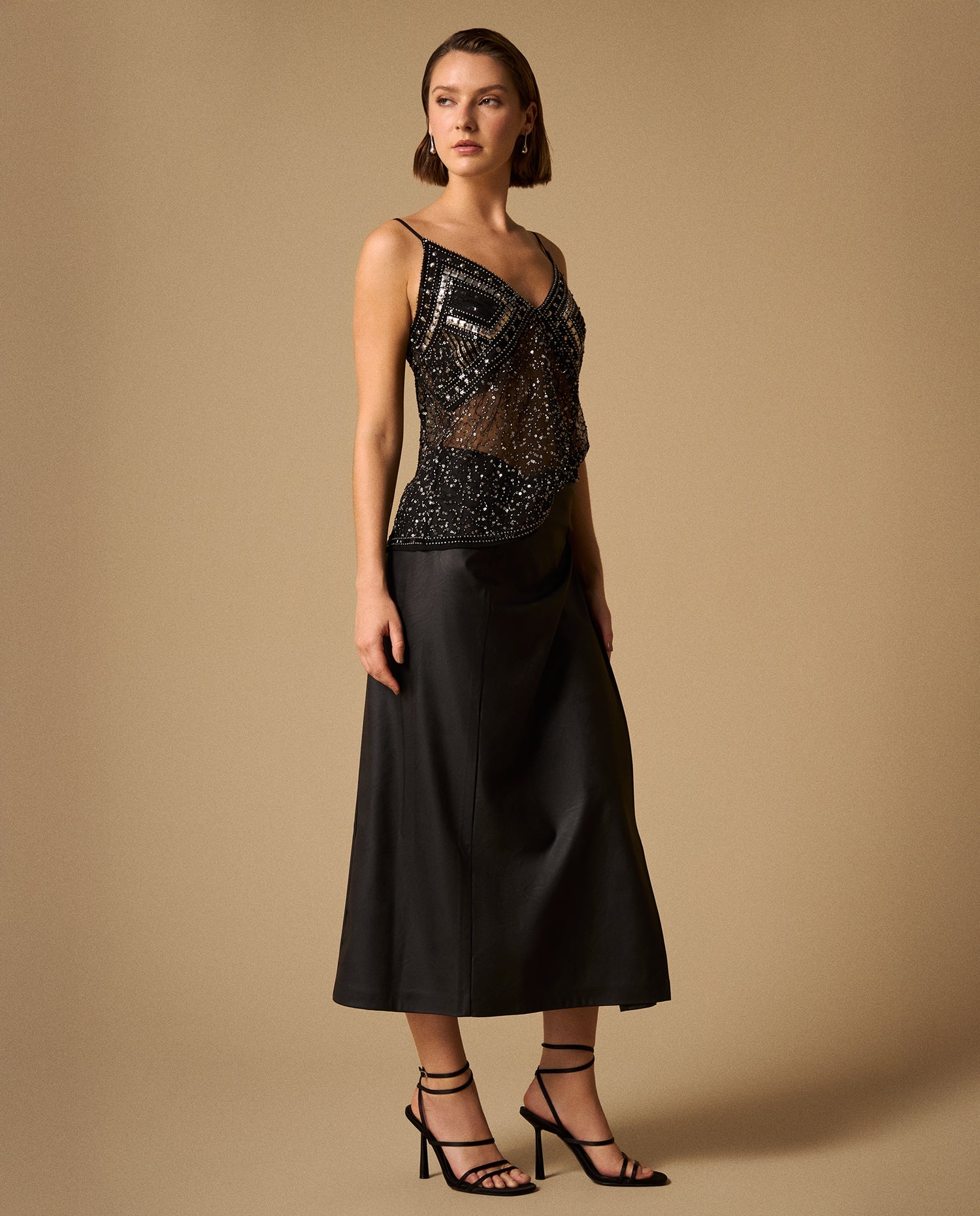Camisa Negra con Lentejuelas y Transparencias - Negro