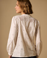 Camisa Blanca con Bordados Ingleses - Crudo