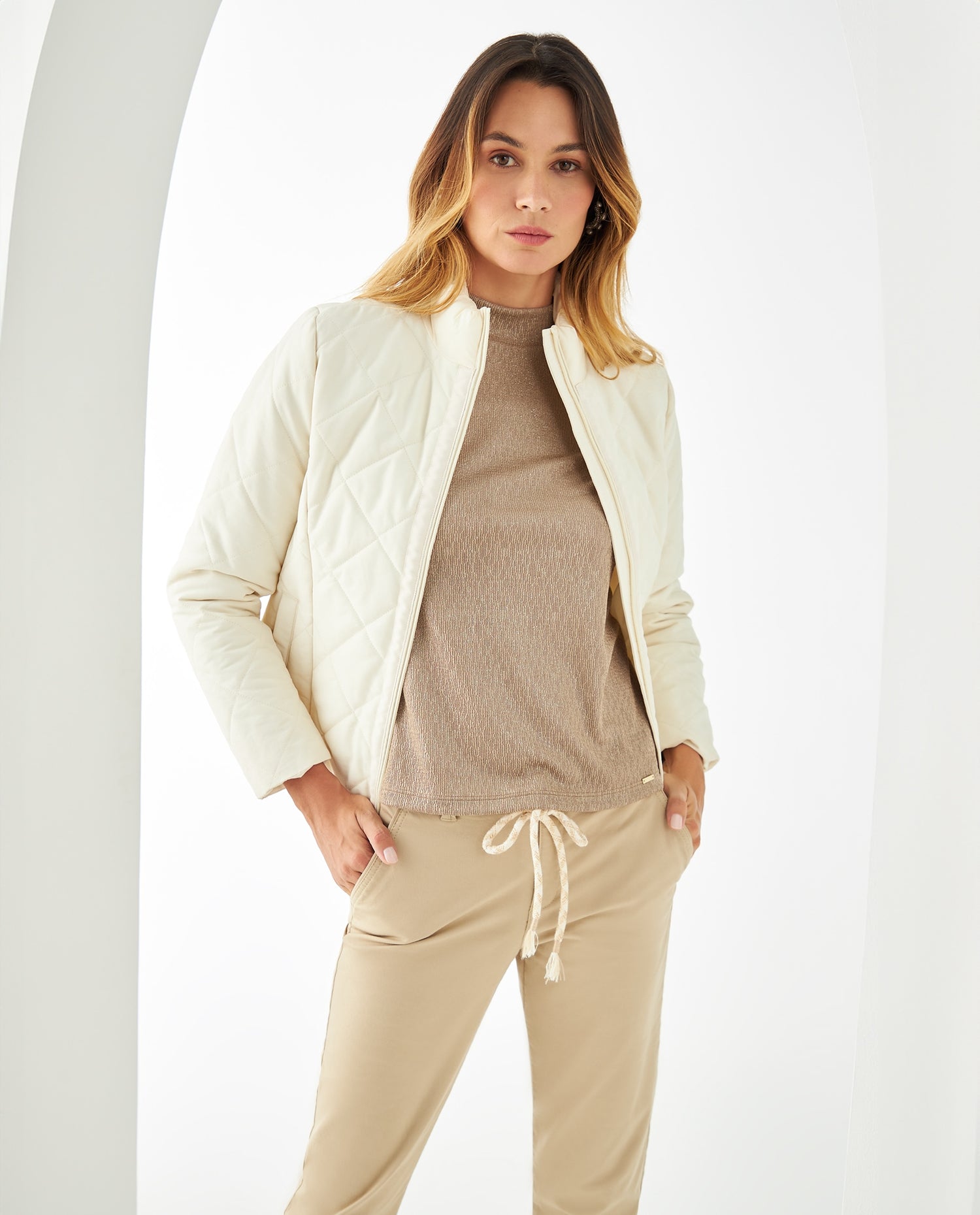 Chaqueta abullonada para mujer - Crudo