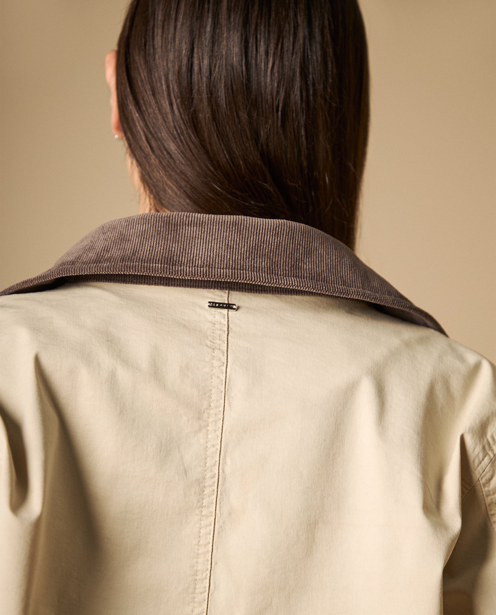 Chaqueta de largo medio en algodón con elastano - Blanco 34_621H001_BLA110601_6