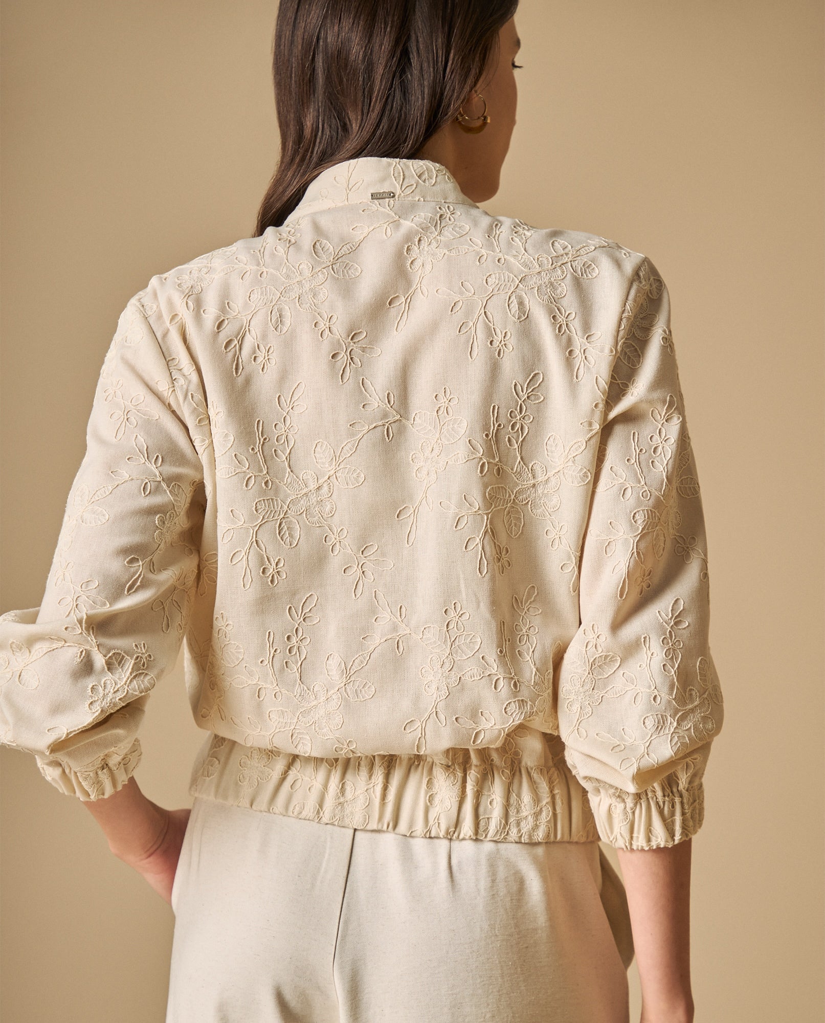 Chaqueta con cuello mao y elástico en cintura - Crudo 34_621H014_CRU110604_4
