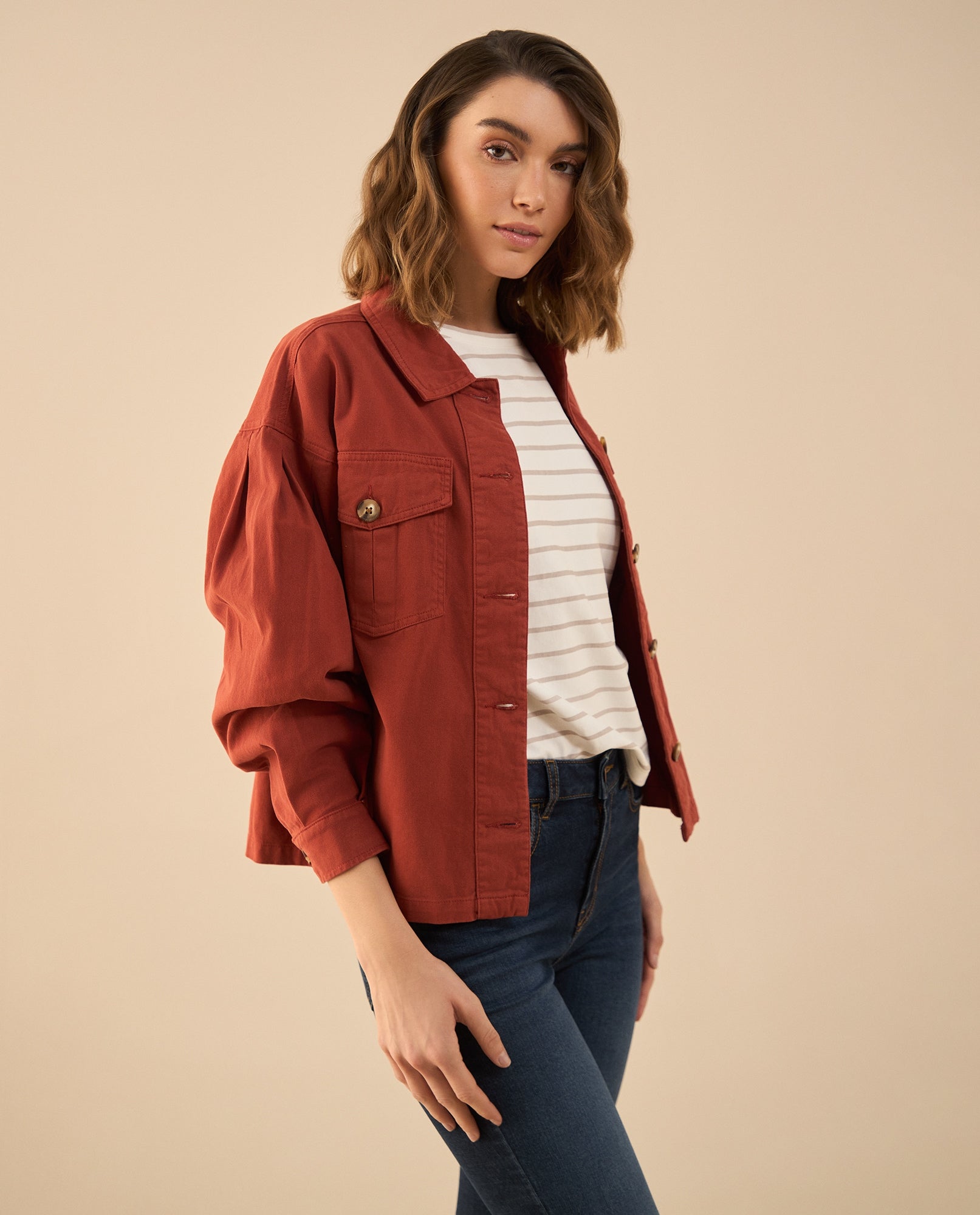 Chaqueta cuello clásico para mujer - Rojo 34_622G002_ROJ191536_0