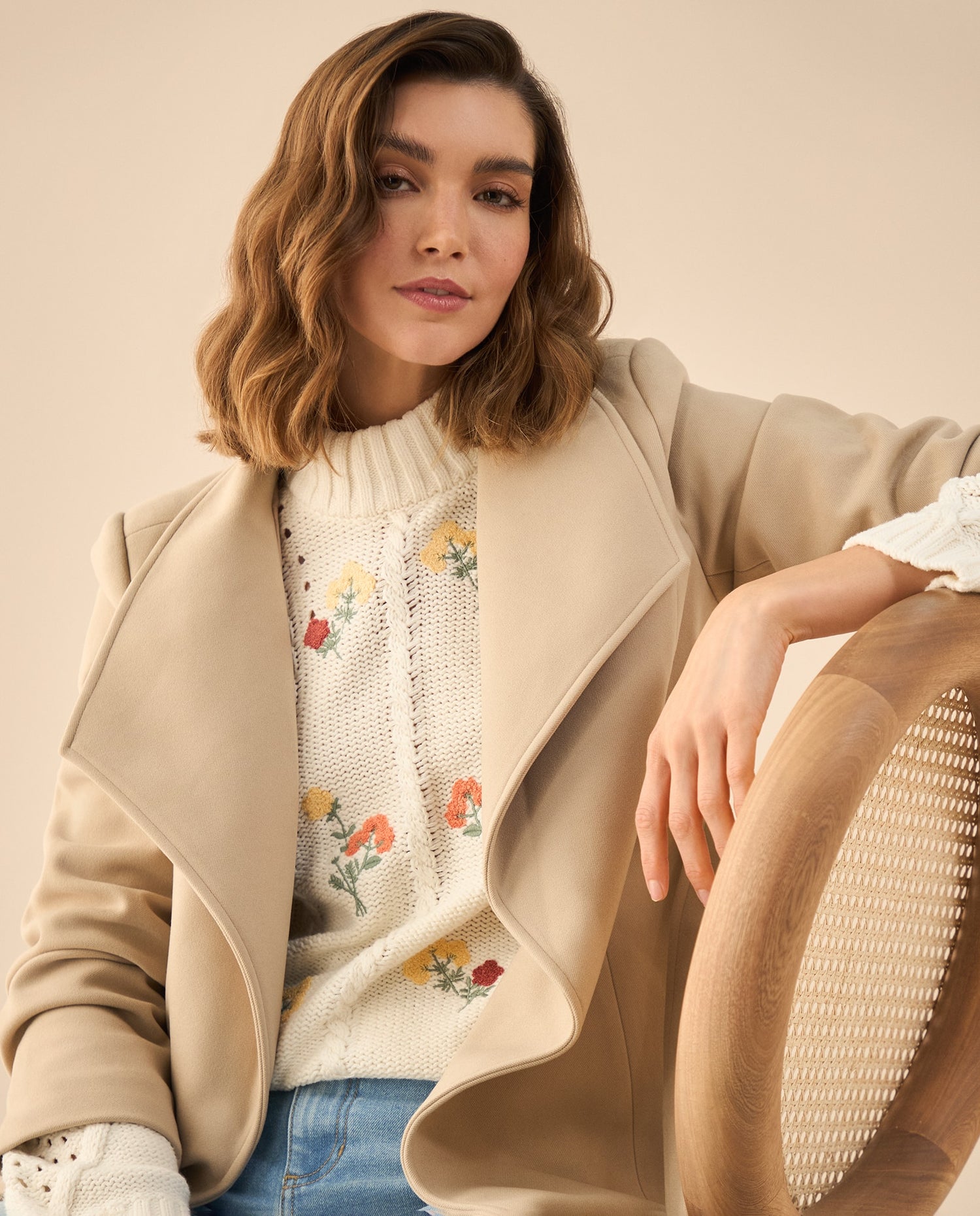 Chaqueta tipo abrigo para mujer - Beige