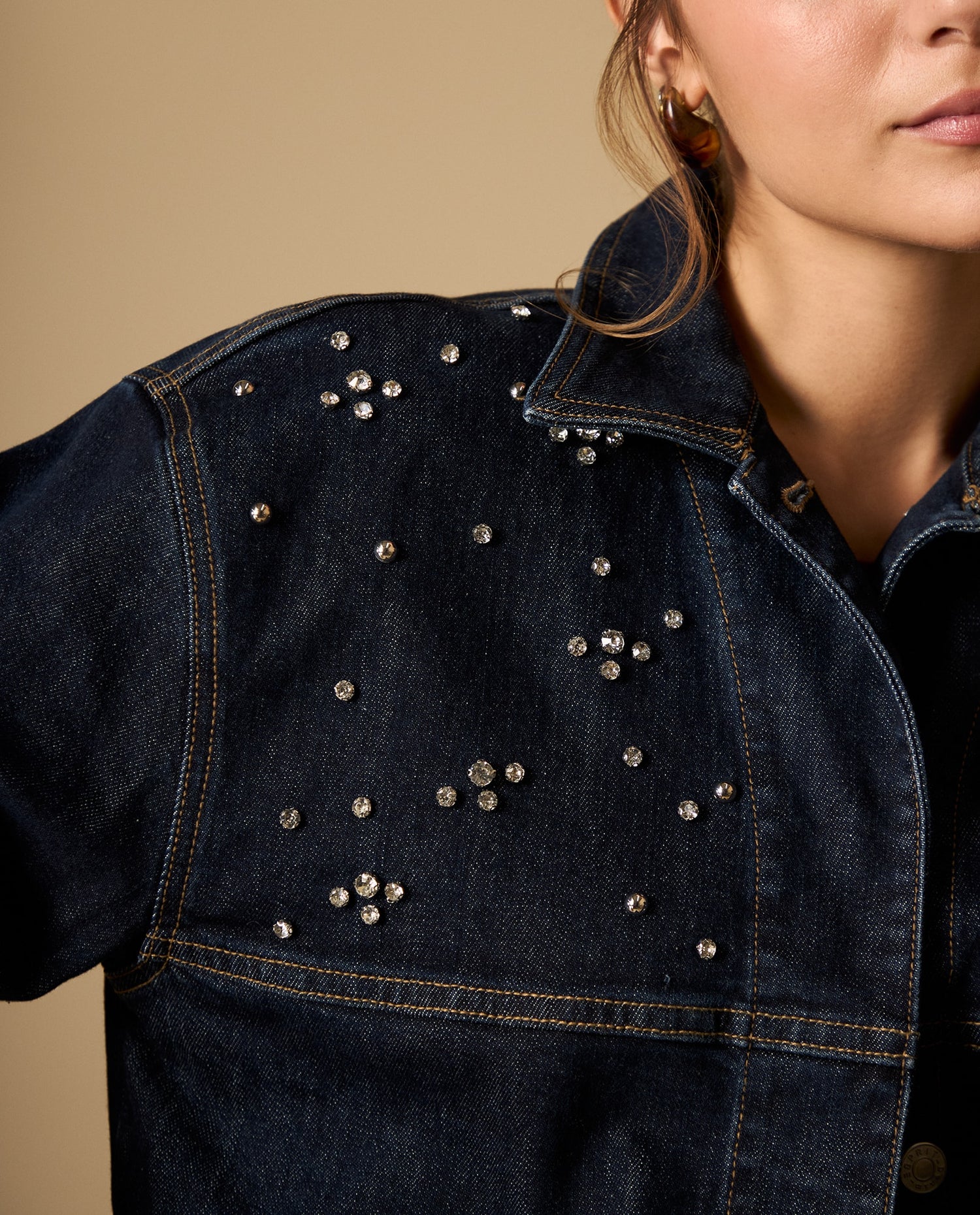Chaqueta de denim con aplicaciones de cristales - Azul