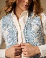 Chaleco corto con estampado floral y bordes con diseño - Azul