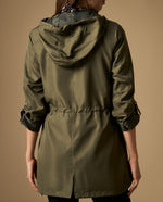 Chaqueta con ajuste en cintura y largo medio - Verde