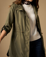 Chaqueta con ajuste en cintura y largo medio - Verde