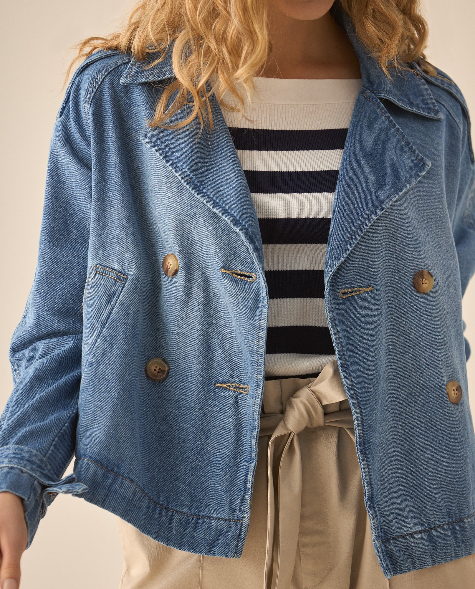 Chaqueta en denim tono medio para mujer - Azul 34_623G002_AZU174027_3