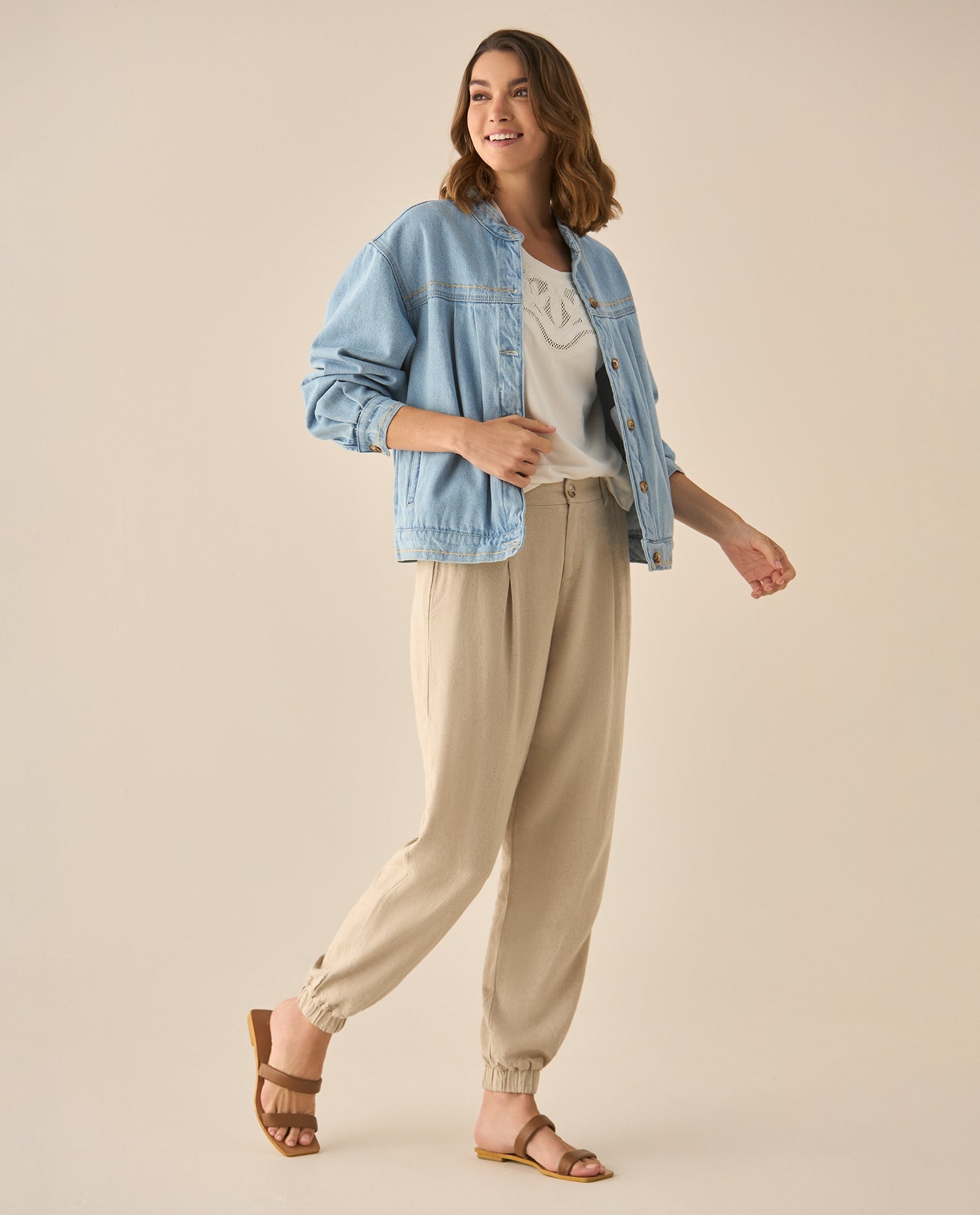 Chaqueta en denim con mini bordados para mujer  - Azul