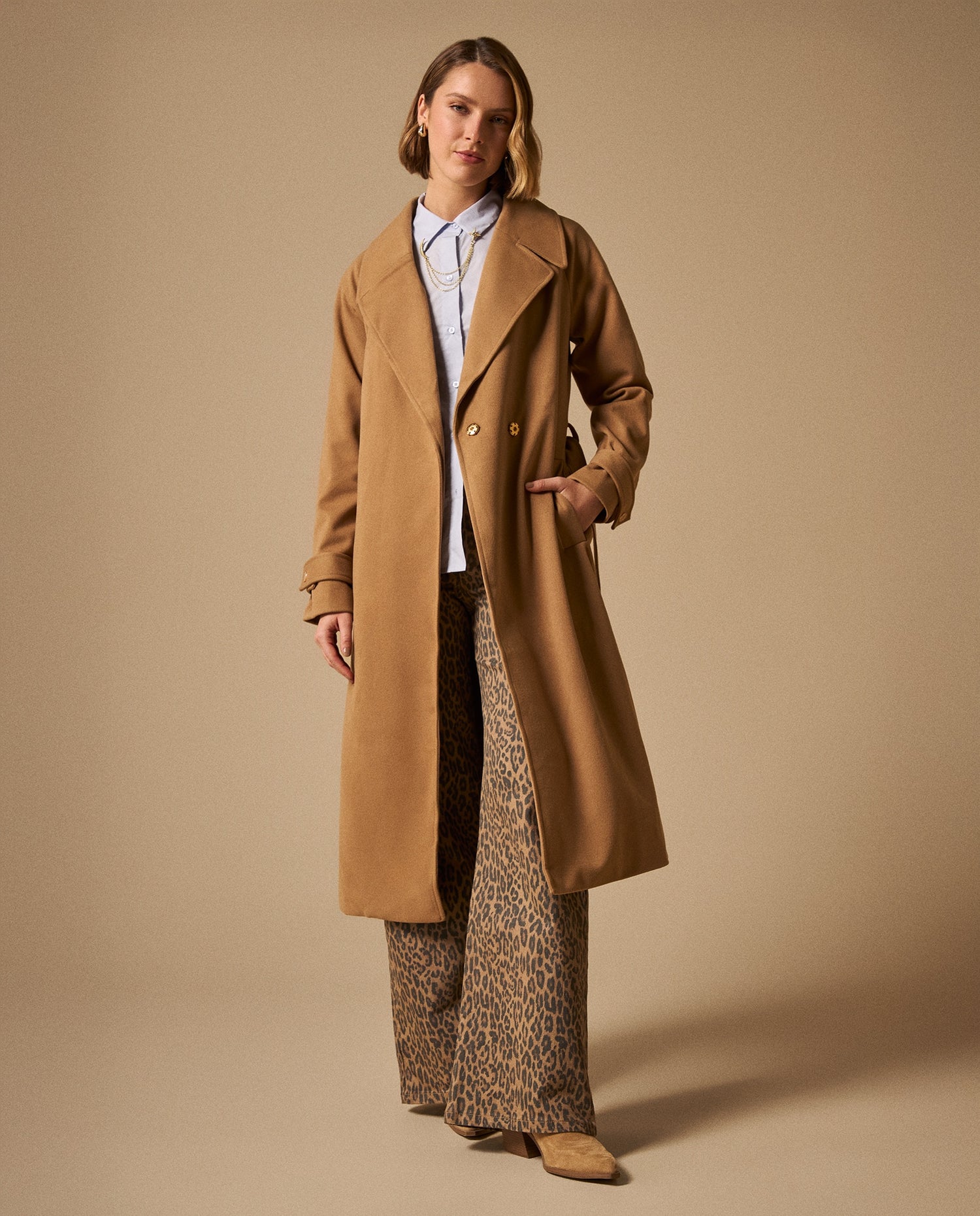 Gabardina Beige Cruzada con Cinturón - Beige