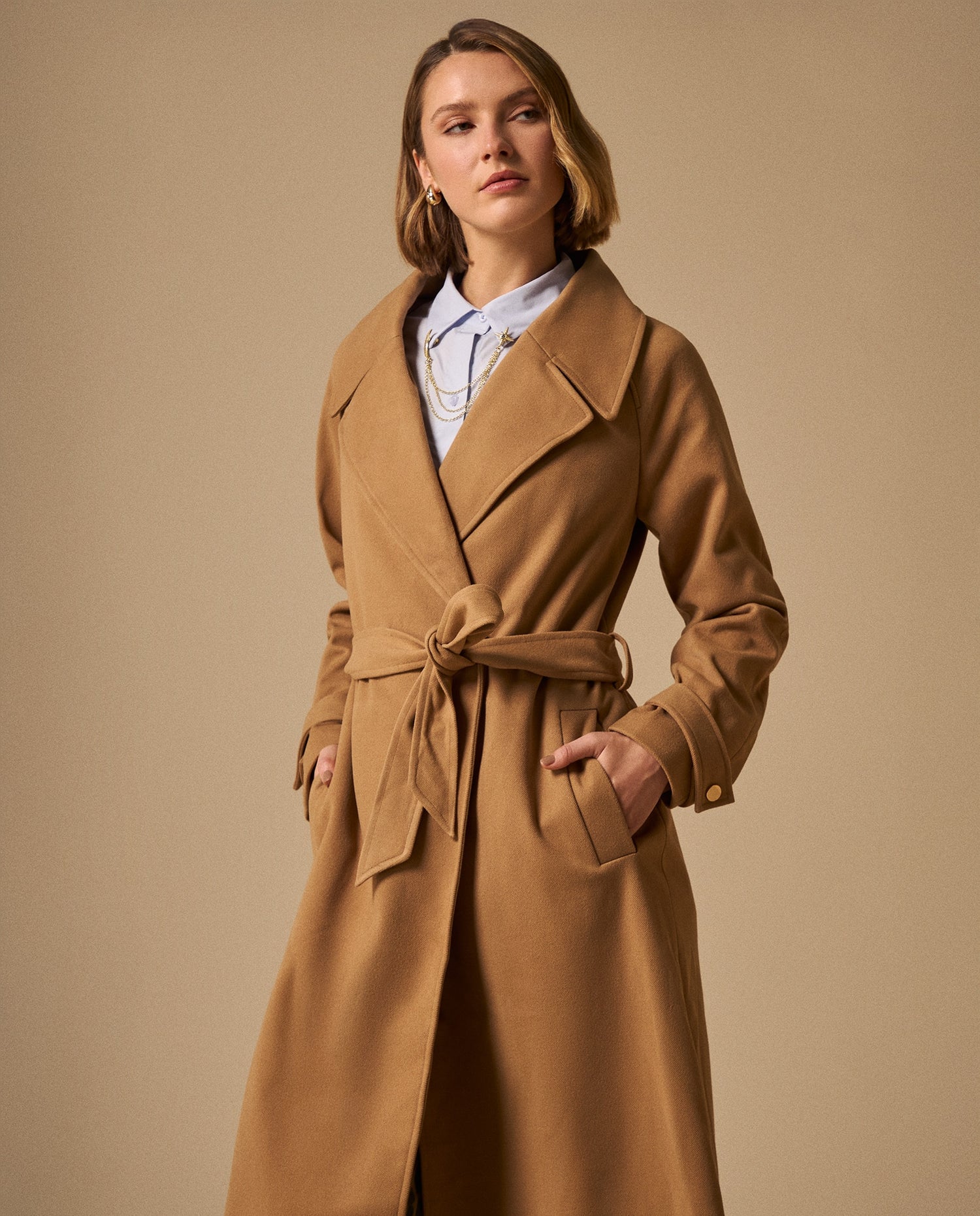 Gabardina Beige Cruzada con Cinturón - Beige