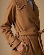 Gabardina Beige Cruzada con Cinturón - Beige