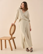Pantalón de diseño cruzado para mujer - Beige