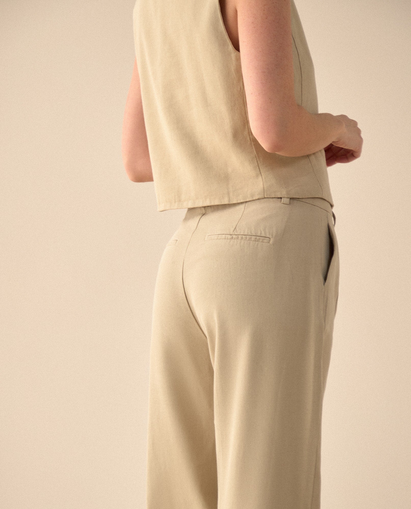 Pantalón con aberturas laterales en bota para mujer - Verde 34_631G010_VER190403_5