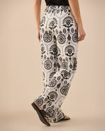 Pantalón con detalles desagujados para mujer - Crudo