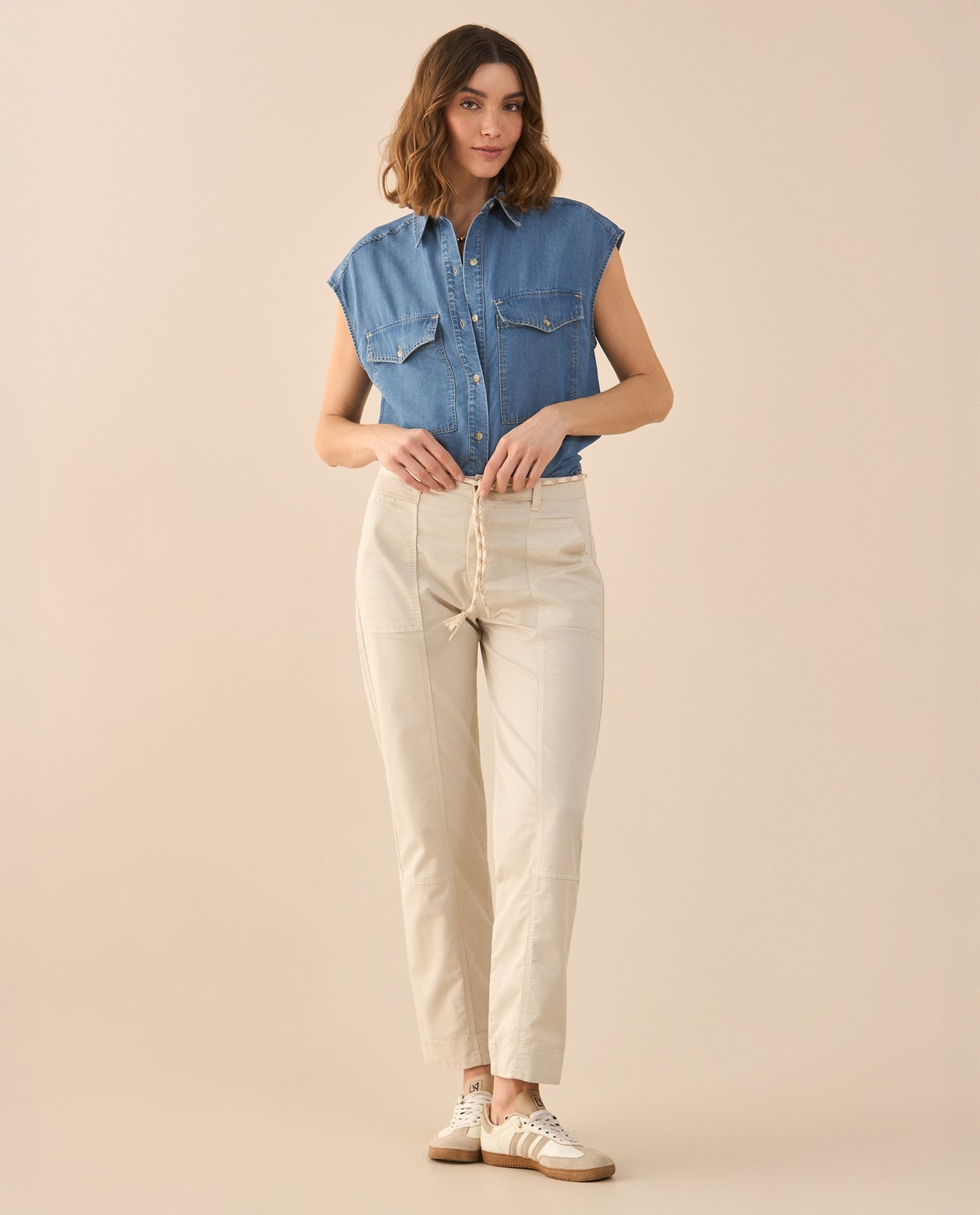 Pantalón con cordón ajustable para mujer - Crudo