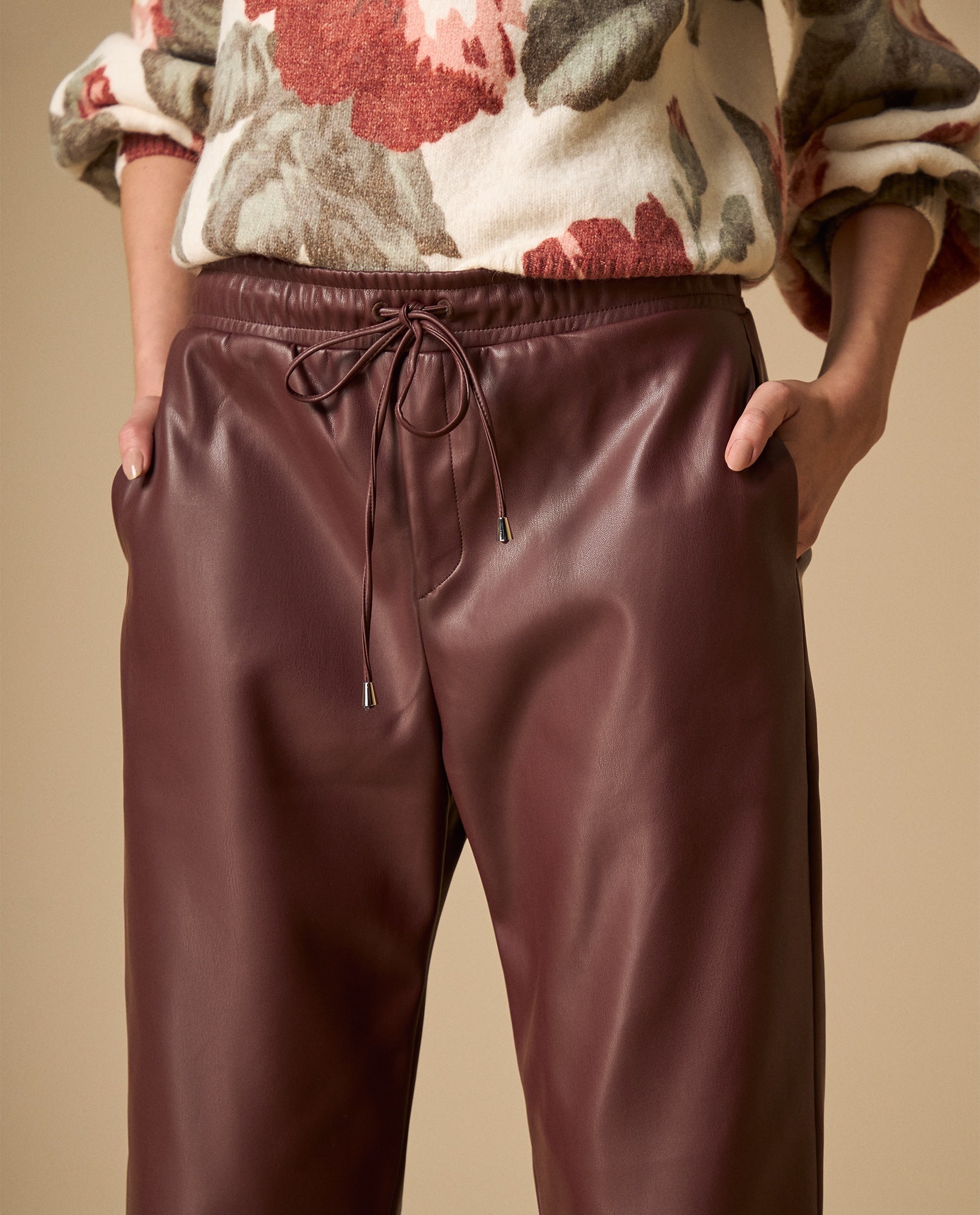 Pantalón jogger tobillero con cordón ajustable - Morado 34_631H001_MOR191619_4