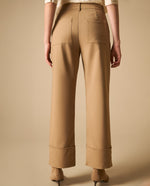 Pantalón recto con ruedo doblado - Beige