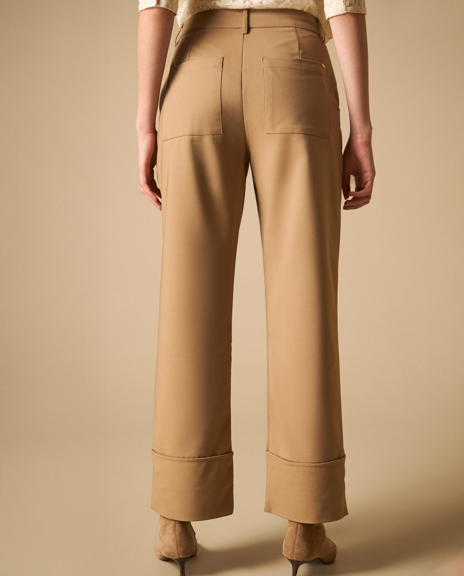 Pantalón recto con ruedo doblado - Beige 34_631H005_BEI171022_6