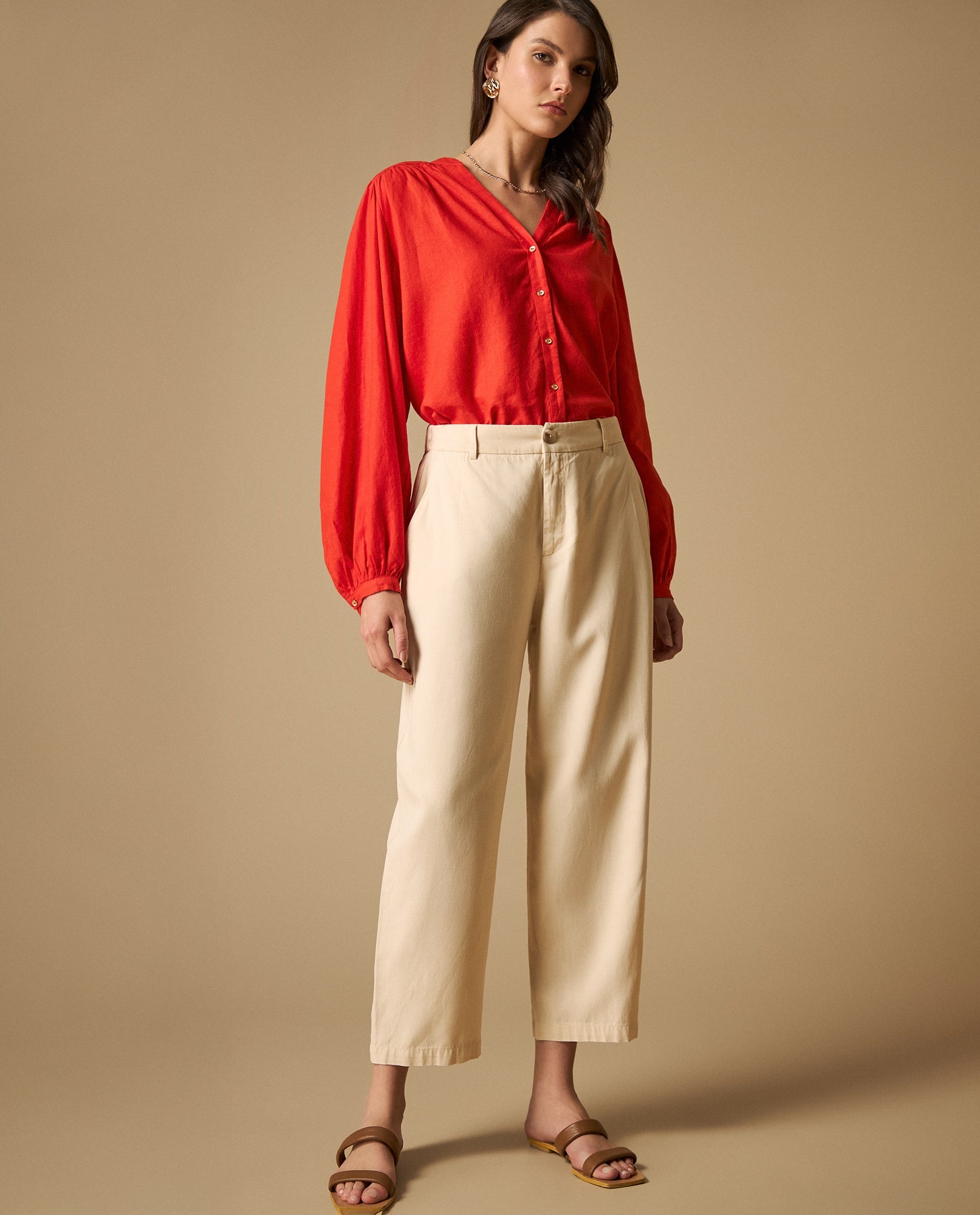 Pantalón straight con pinzas frontales - Crudo 34_631H006_CRU110602_0
