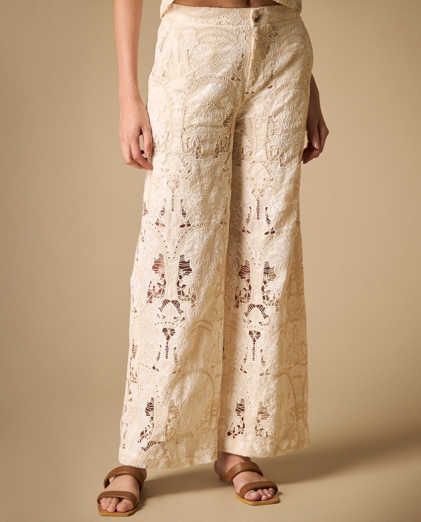 Pantalón largo de tejido con textura silueta relajada - Beige 34_631H014_BEI151307_3