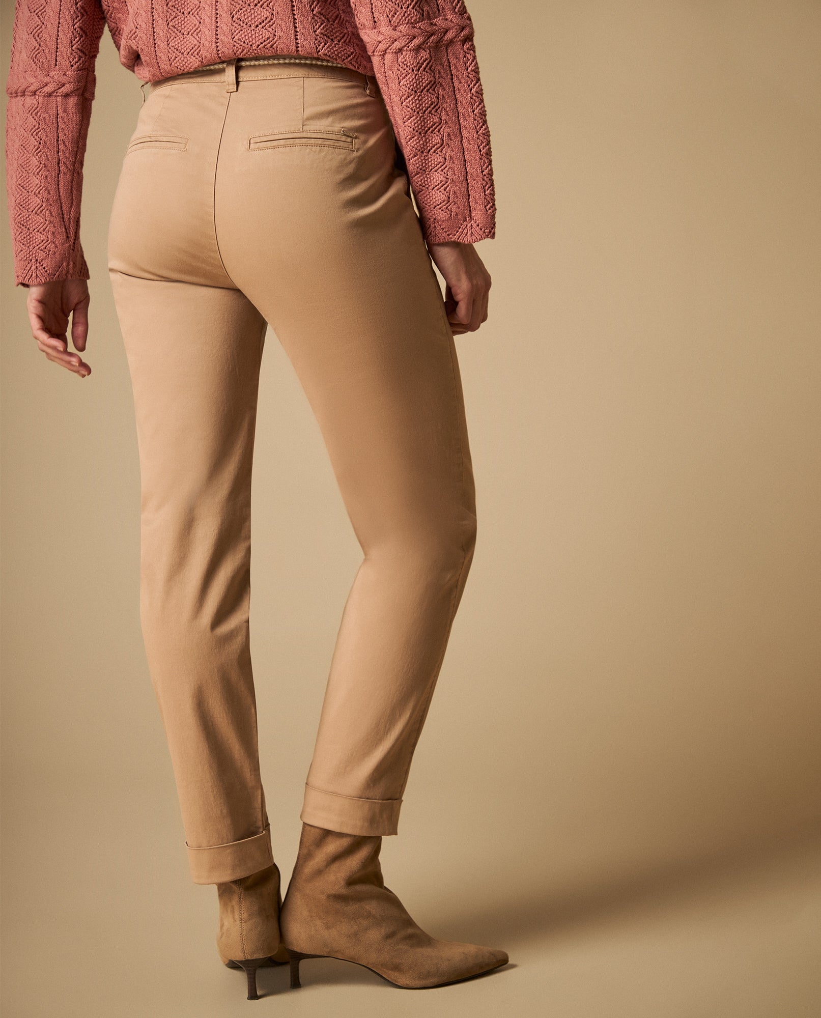 Pantalón chino tobillero silueta recta - Café 34_631H015_CAF171319_5
