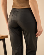 Pantalón tipo cuero para mujer - Negro