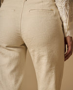 Pantalón chino tobillero con cinturón - Beige