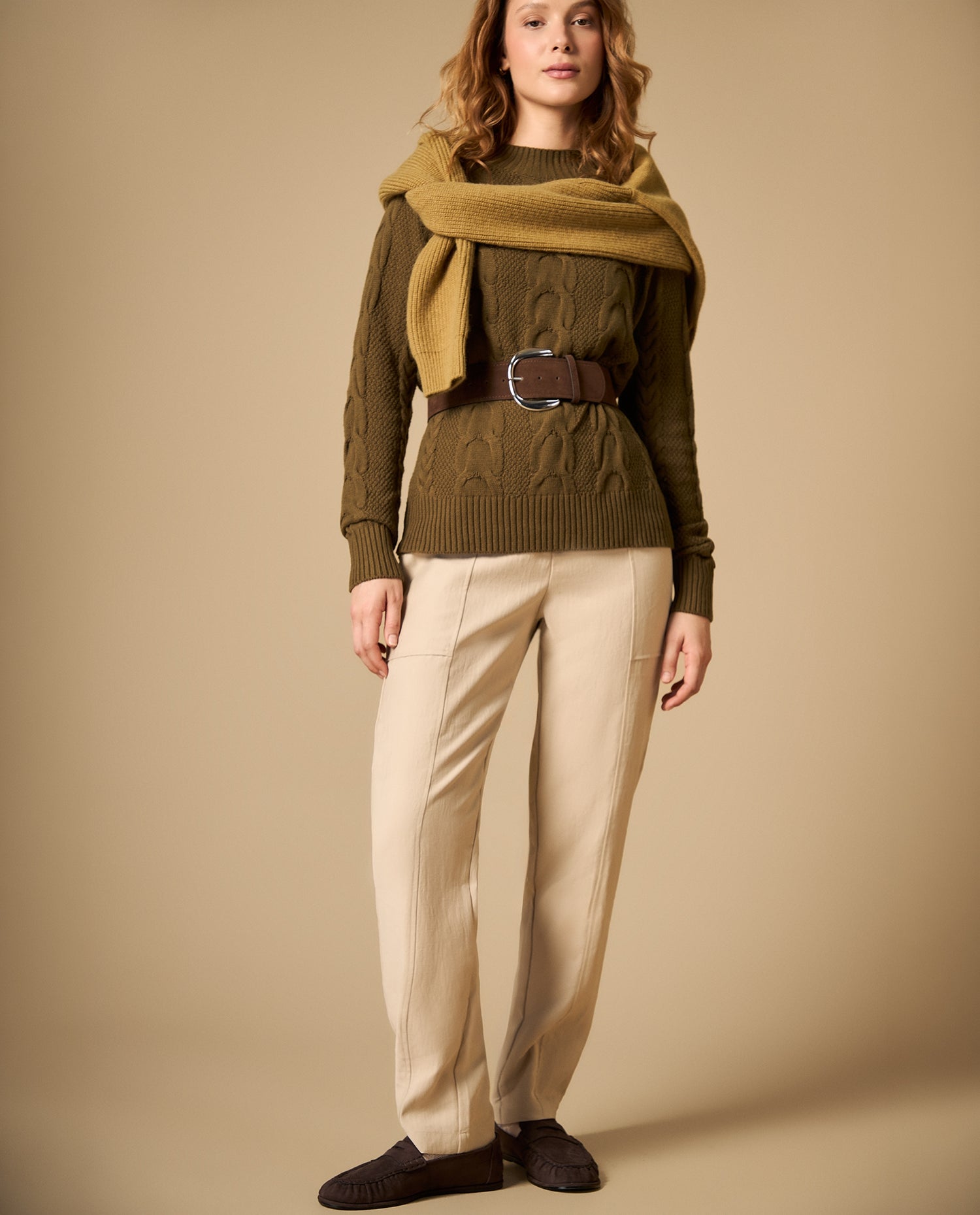 Pantalón jogger tobillero con cordón ajustable - Crudo
