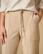 Pantalón jogger tobillero con cordón ajustable - Crudo