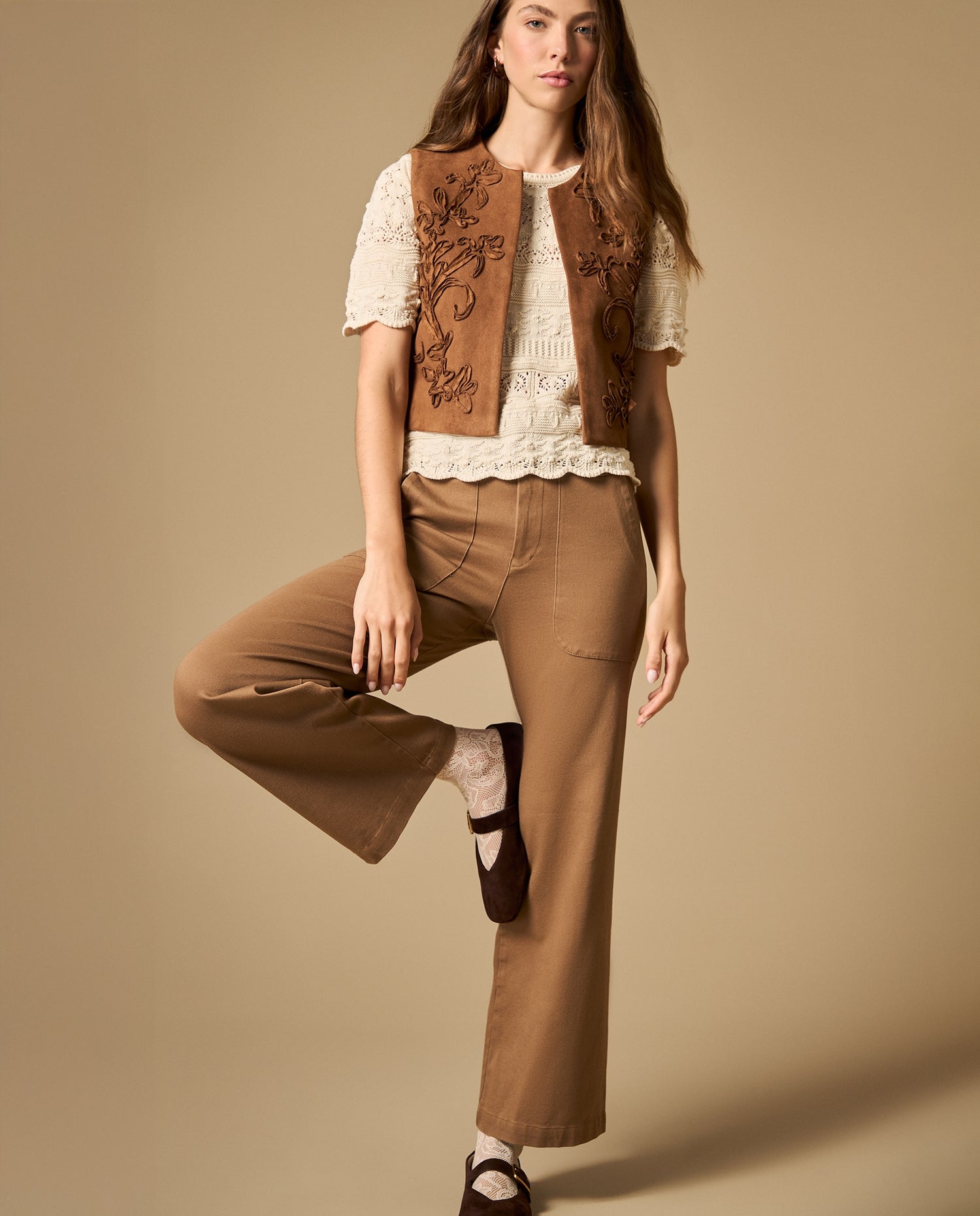 Pantalón pierna recta con tejido stretch - Cafe