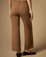 Pantalón pierna recta con tejido stretch - Cafe