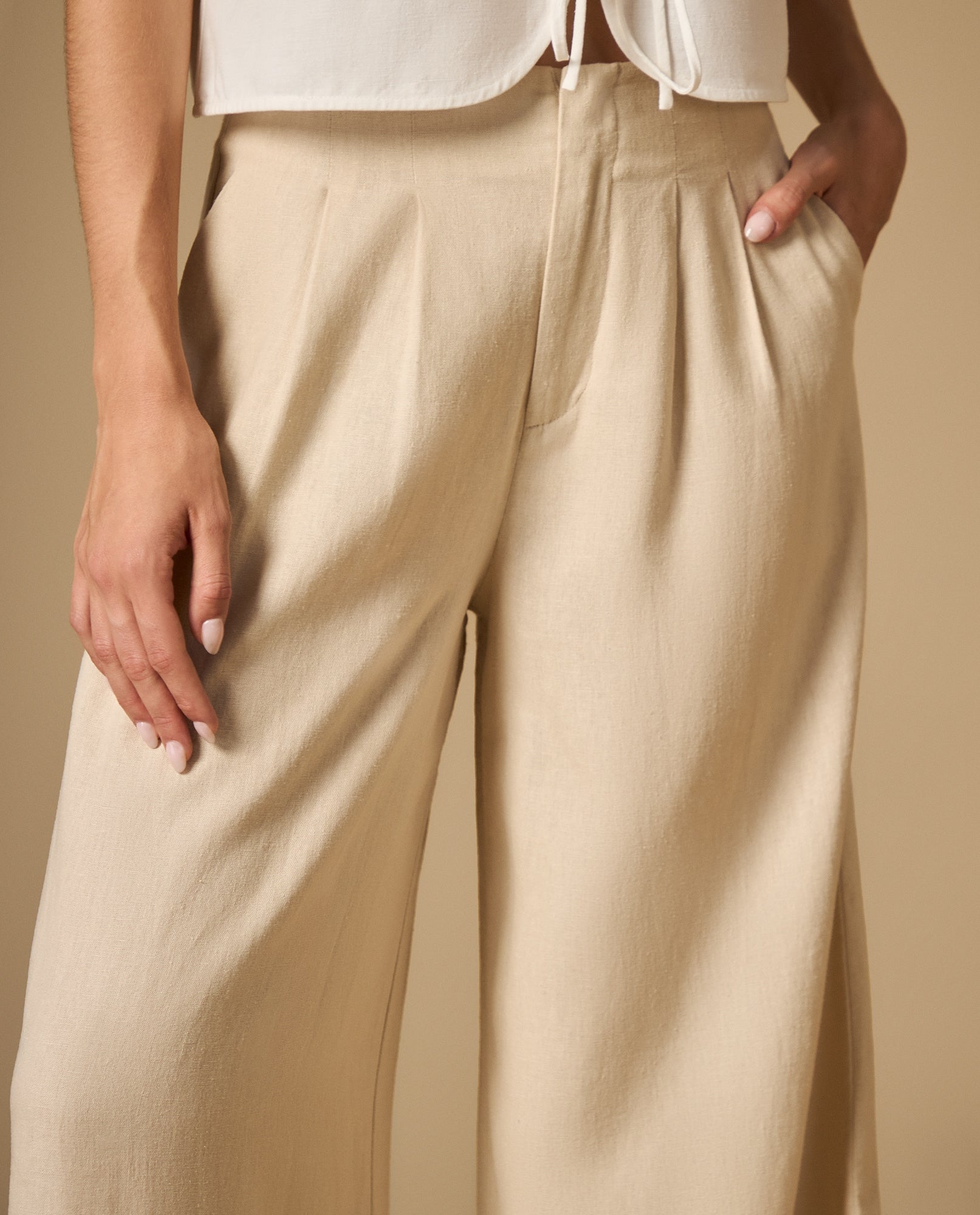 Pantalón recto con pinzas frontales - Beige 34_632H018_BEI151307_0