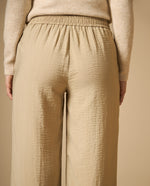Pantalón silueta recta tejido fluido - Beige