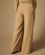 Pantalón chino con pinzas tiro alto pierna amplia - Beige