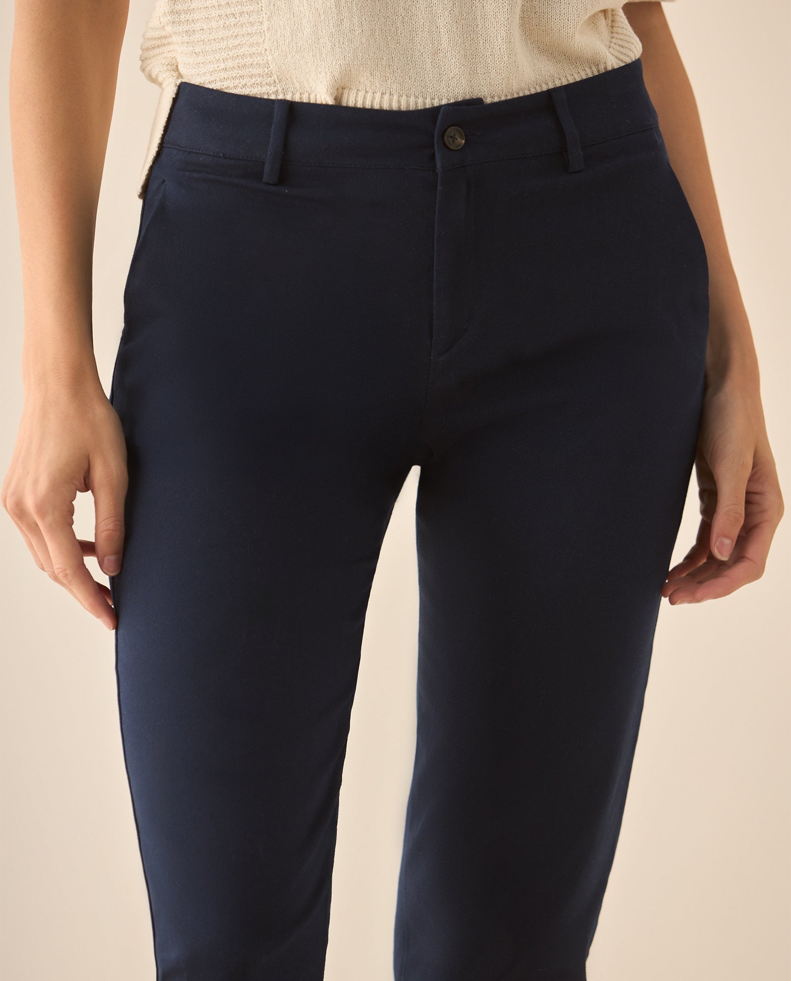 Pantalón clásico con bolsillos en diagonal para mujer  - Azul 34_633G009_AZU193921_4