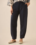 Pantalón fluido con pinzas en bota para mujer  - Azul