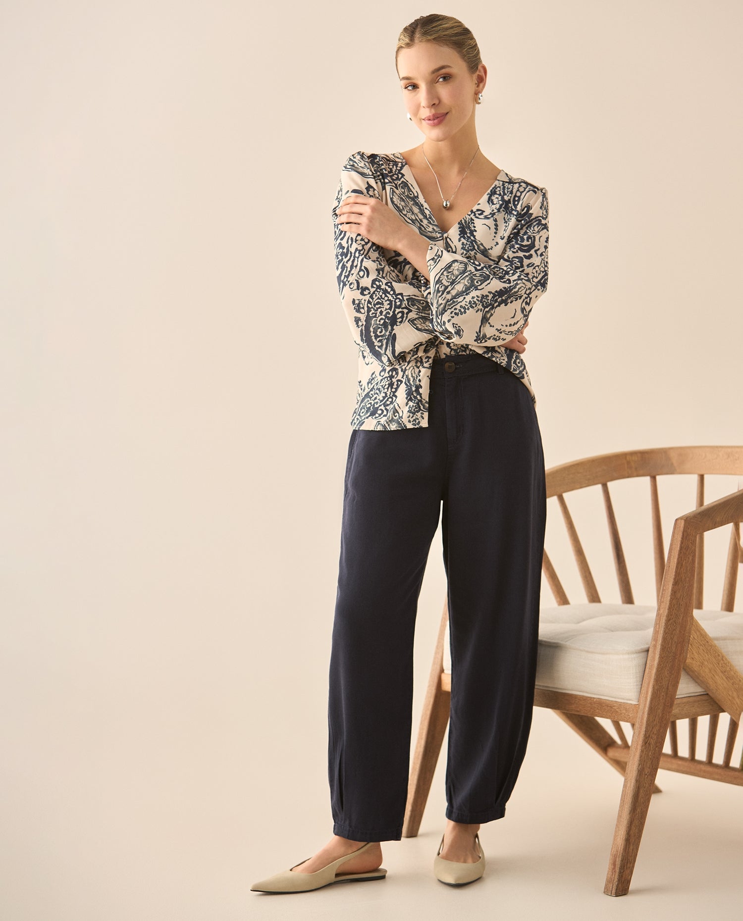 Pantalón fluido con pinzas en bota para mujer  - Azul